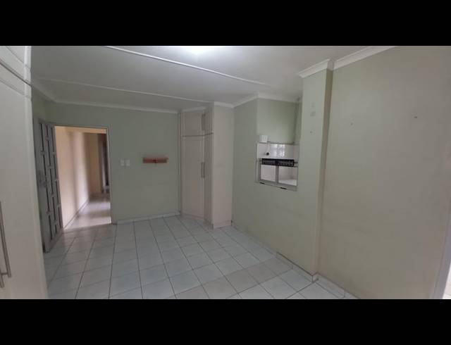 3 BEDROOM HOUSE FOR SALE IN WESTCLIFF